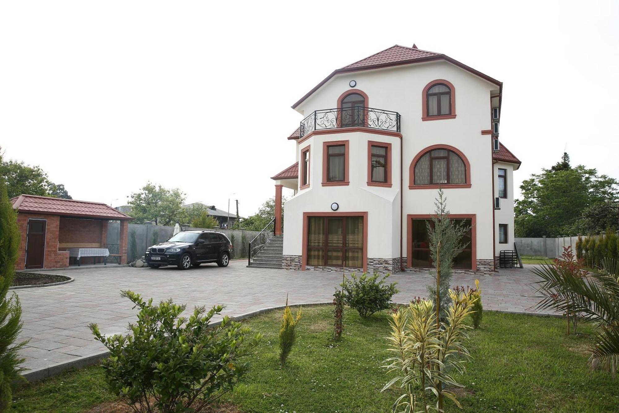 Villa Mariana Batumi Eksteriør bilde