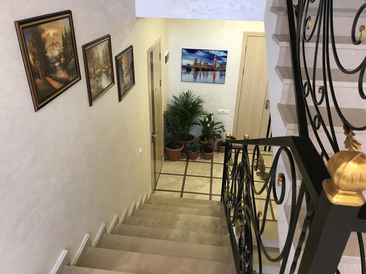 Villa Mariana Batumi Eksteriør bilde