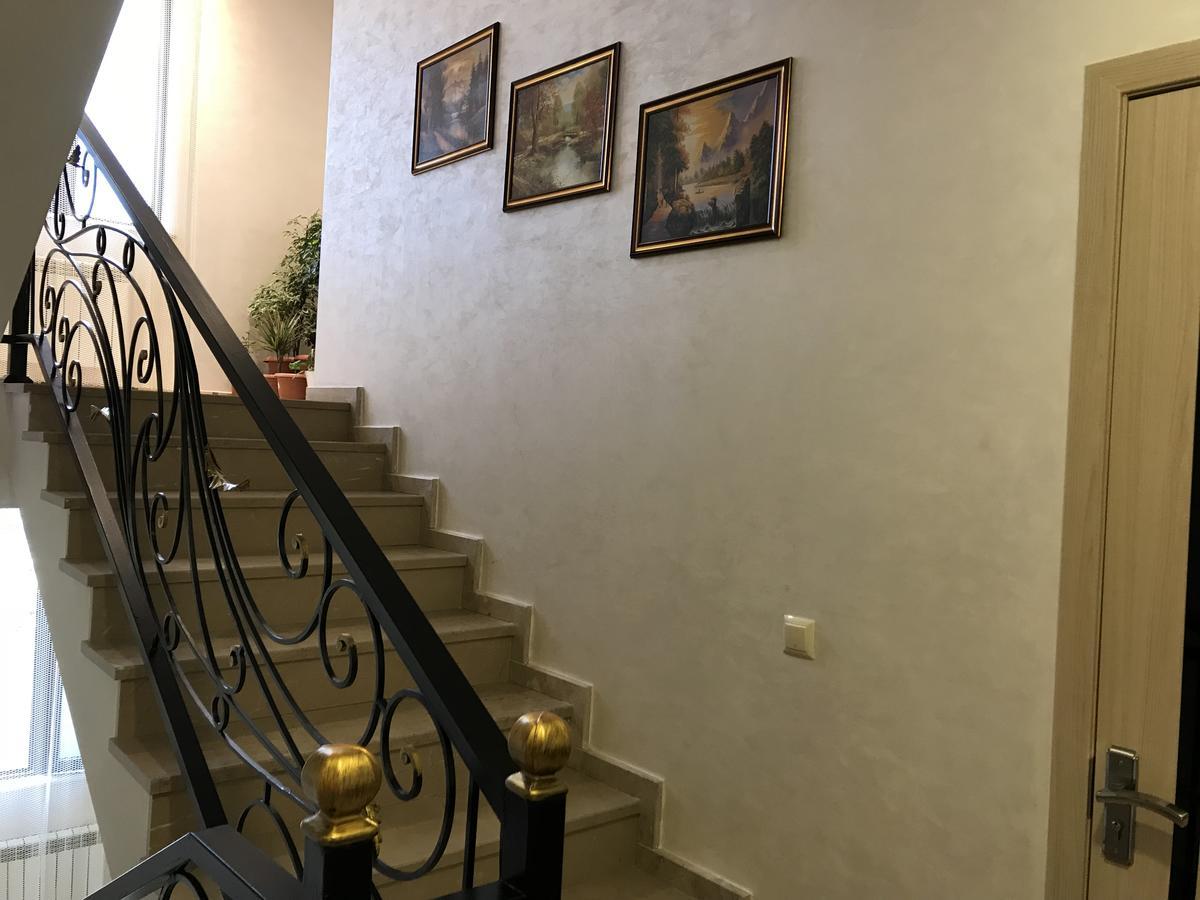 Villa Mariana Batumi Eksteriør bilde