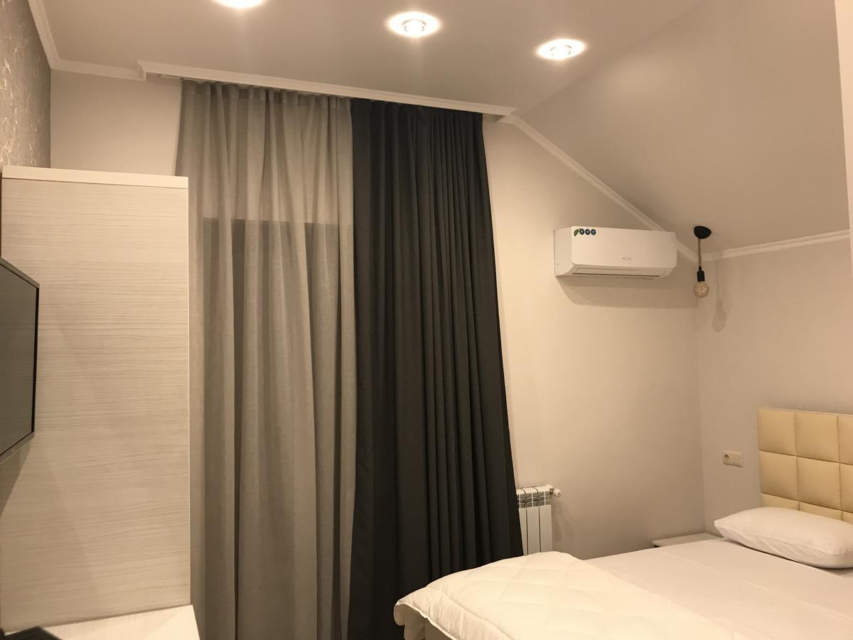 Villa Mariana Batumi Eksteriør bilde