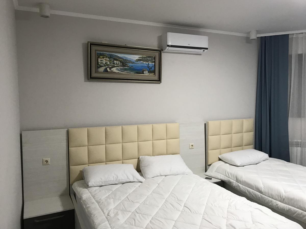 Villa Mariana Batumi Eksteriør bilde
